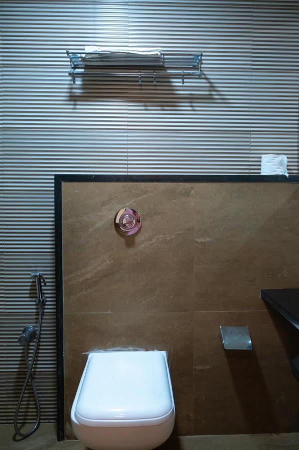 Vijaya Hill View Residency Hotel Navi Mumbai Exterior photo