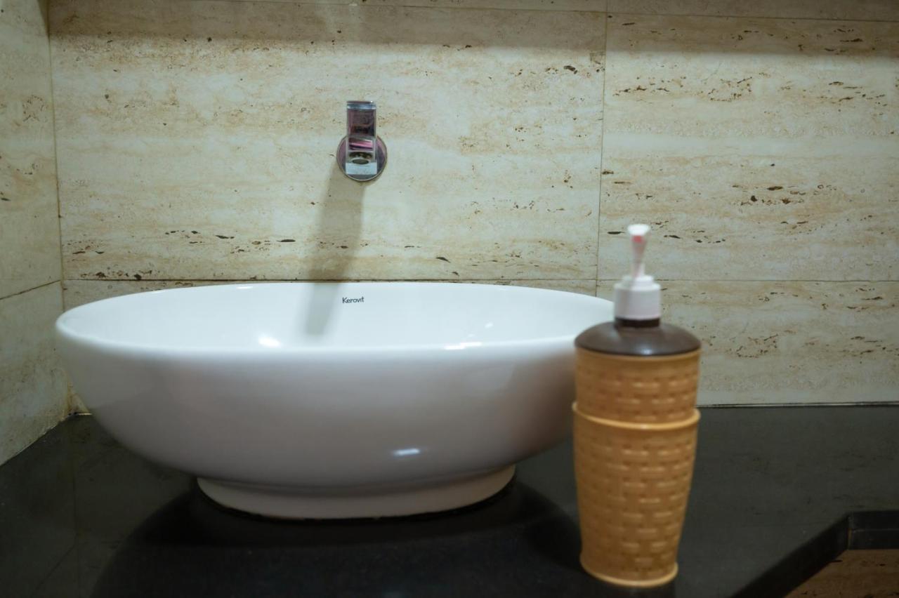 Vijaya Hill View Residency Hotel Navi Mumbai Exterior photo
