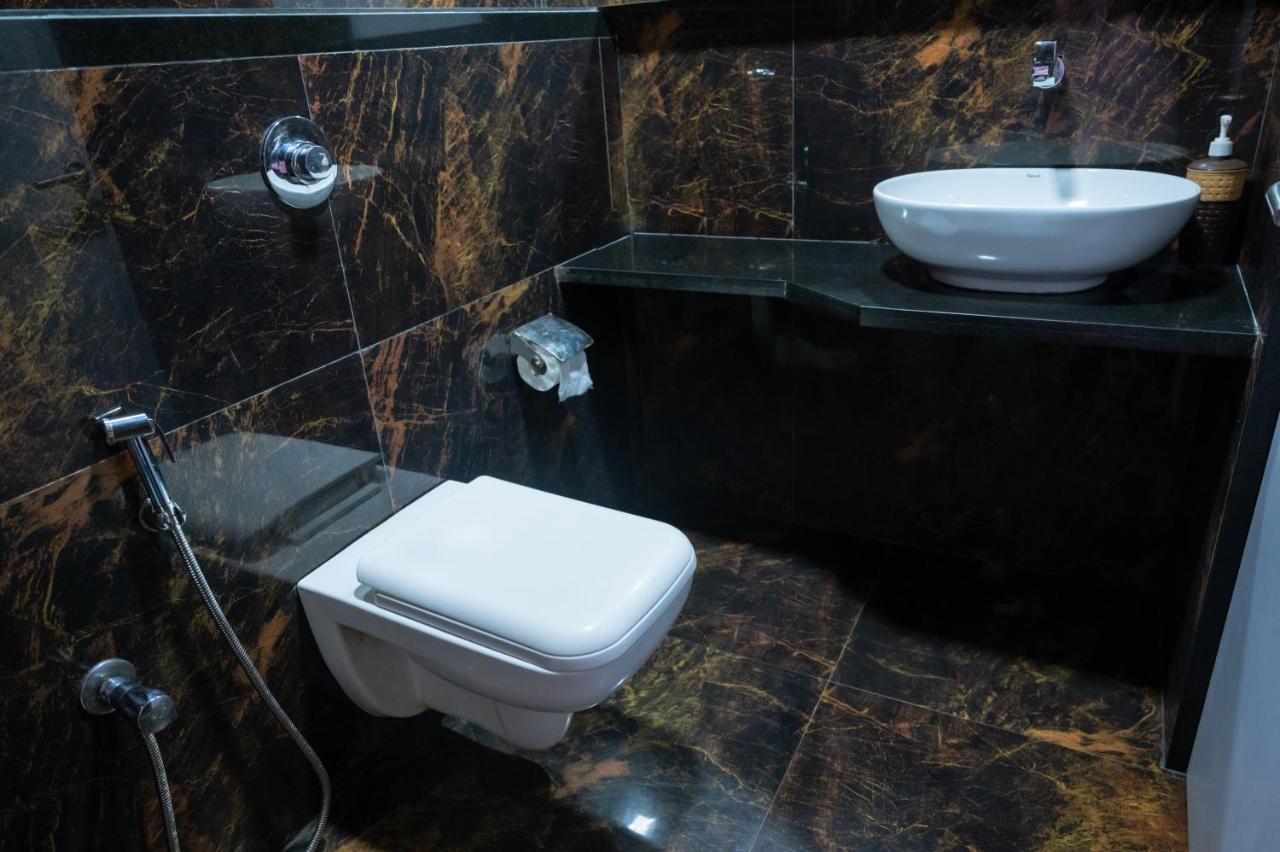 Vijaya Hill View Residency Hotel Navi Mumbai Exterior photo