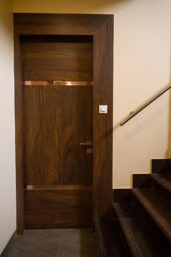 Vijaya Hill View Residency Hotel Navi Mumbai Exterior photo